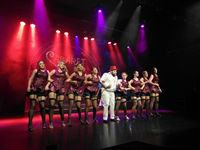 CABARET Broadway -musikaali 2014
